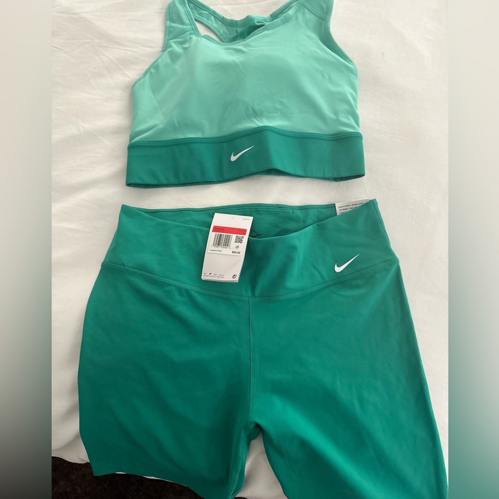 NWT Nike shorts and sports bra set